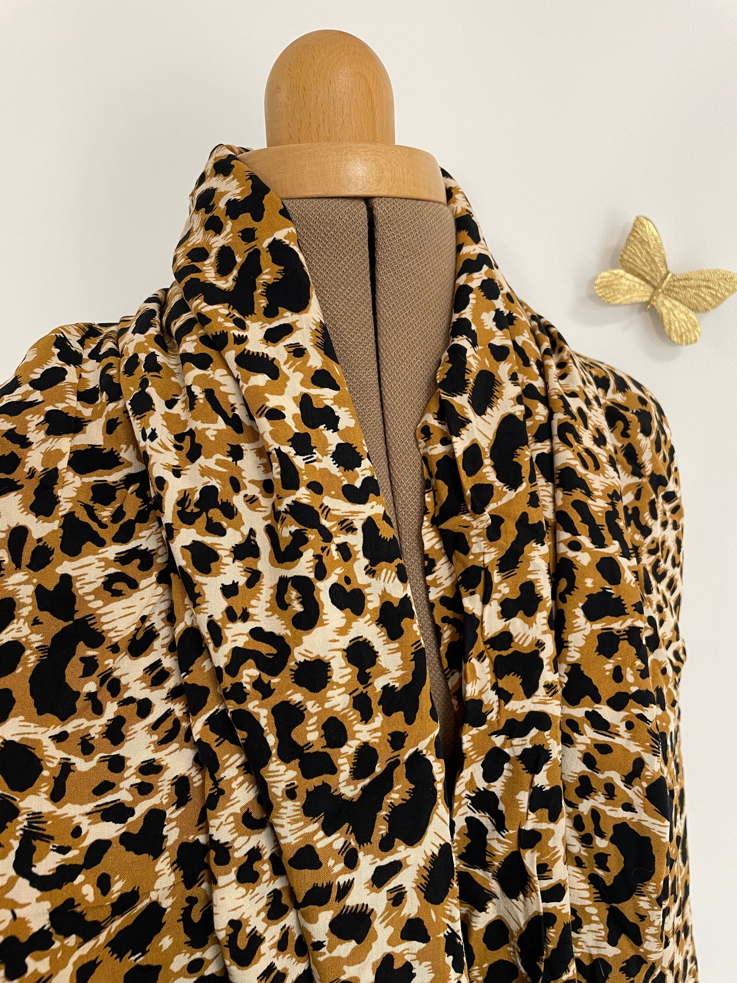 Coupon viscose Léopard 1m40