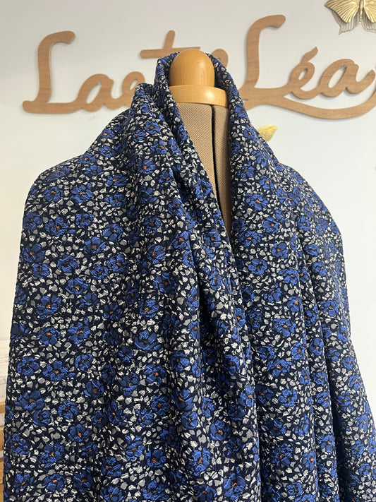 Coupon Tissu Viscose gaufré fleuri  1m90