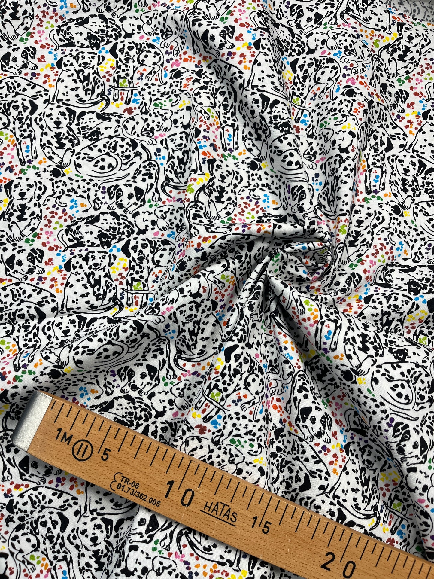 Coupon popeline de coton dalmatiens multicolore Carole Rampinetta 1m50