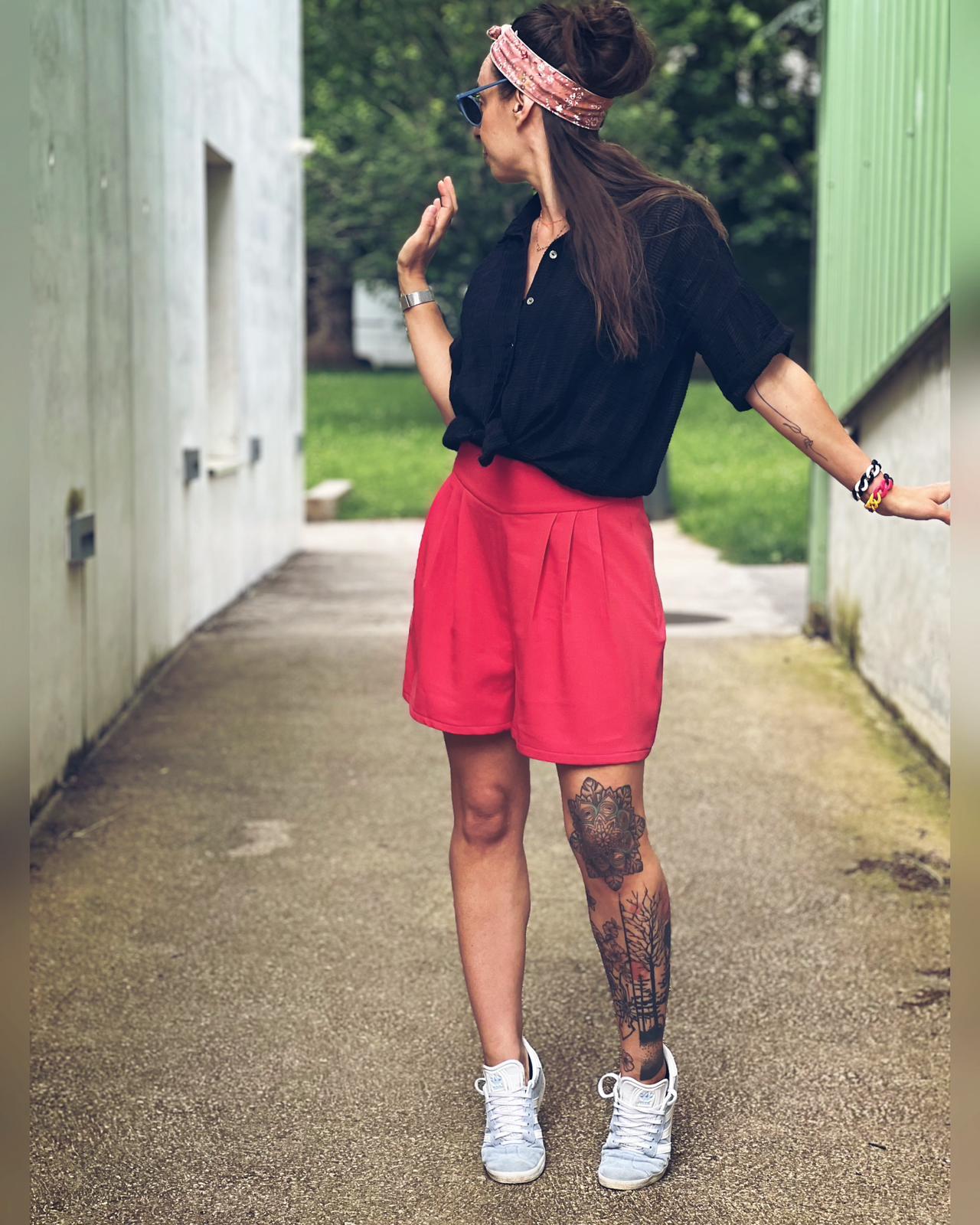 Jupe courte - Jupe plissée taille haute pour femmes 63CKWE White Jupe courte - Jupe plissée taille haute pour femmes 63CKWE White